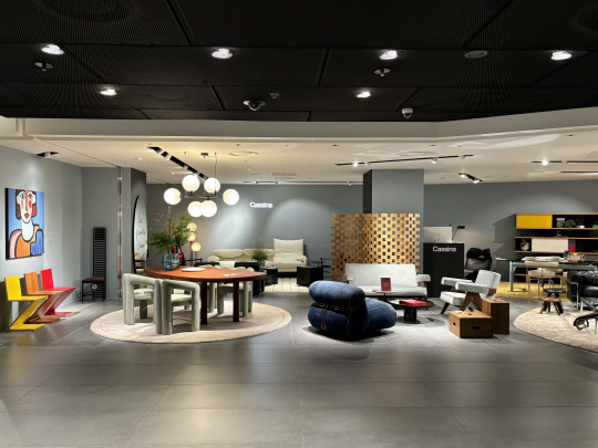 롯데백화점 잠실점 신규 오픈 브랜드 '까시나'. 롯데백화점 제공